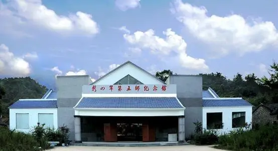 游击战运动战_游击战 运动战_论游击战与运动战